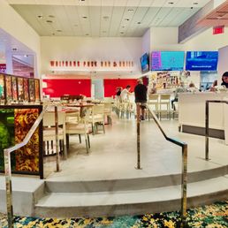 WOLFGANG PUCK BAR & GRILL - Updated October 2025 - 3853 Photos & 2666 ...