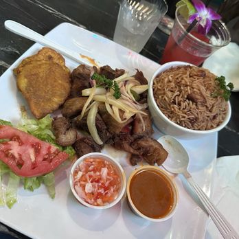 Berny’s Kitchen & Bar - Haitian Near Me - Pembroke Park, Florida