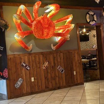 Crafty Crab - the cutest crab - Seafood Near Me - Orlando, Florida