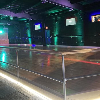 Roller Skate Detroit - Skating Rinks Near Me - Ferndale, Michigan Roller Skate Detroit - Skating Rinks Near Me - Ferndale, Michigan
