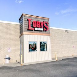 Loby's Bar & Grille - Entrance
