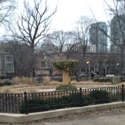 Washington Square Park - Dec 12 2022 Monday - lights on fountain