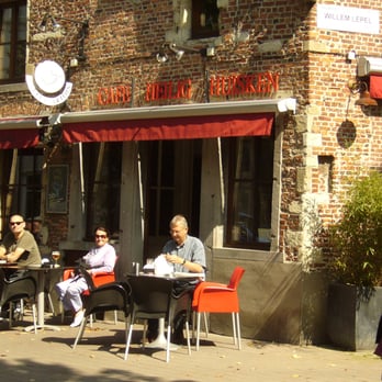 Heilig Huisken - Gevel 'Heilig Huisken' - Cafes Near Me - Antwerp, VAN Heilig Huisken - Gevel 'Heilig Huisken' - Cafes Near Me - Antwerp, VAN