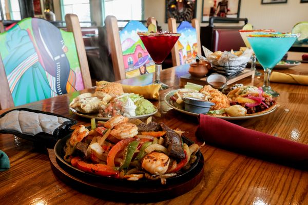 Raíces Mexican Cantina by null