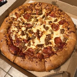 Large Pizza w/ extra cheese, pepperoni and Italian sausage. Stuffed crust