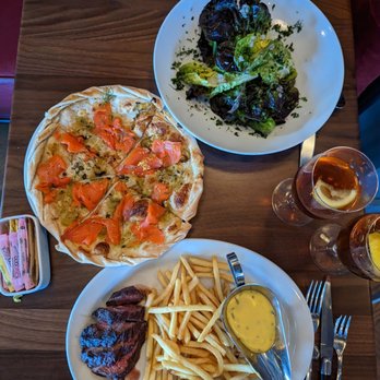 Petite Left Bank - Tiburon - Green salad, salmon tart, steak frites - French Near Me - Tiburon, California Petite Left Bank - Tiburon - Green salad, salmon tart, steak frites - French Near Me - Tiburon, California