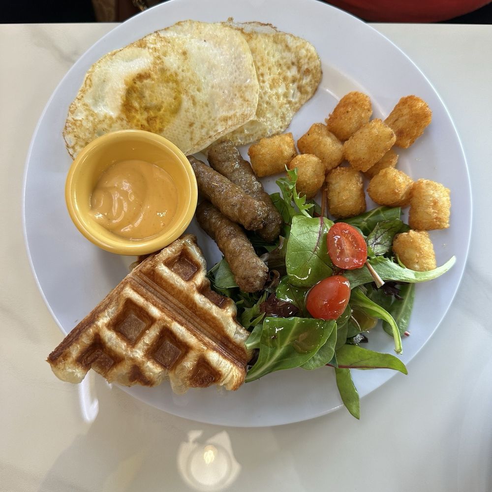 Fluffy Fluffy - Coffee & Tea Near Me - Davis, California Fluffy Fluffy - Coffee & Tea Near Me - Davis, California