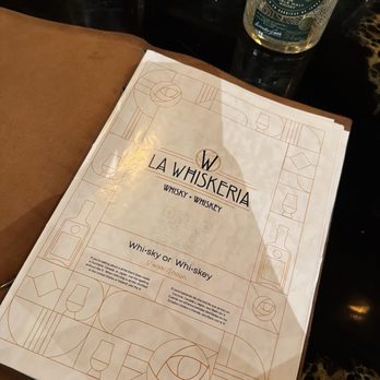 La Whiskeria - Whiskey Bars Near Me - Barcelona, B