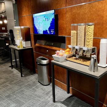Admiral's Club - Airport Lounges Near Me Admiral's Club - Airport Lounges Near Me