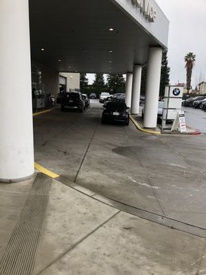 BMW FRESNO - Updated December 2024 - 176 Photos & 198 Reviews - 7171 N ...