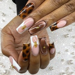 Pinks Nail Spa - Full set