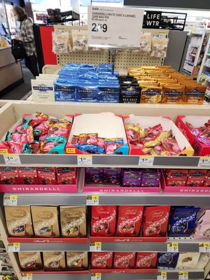 Walgreens by null