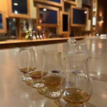 Evan Williams Bourbon Experience - Tasting - Tours Near Me - Louisville, Kentucky