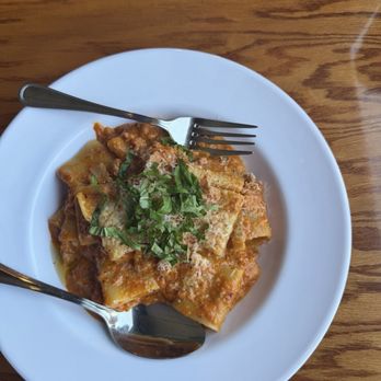 Osborne Pizza Kitchen - Pasta vodka sauce - Pizza Near Me - Los Angeles, California