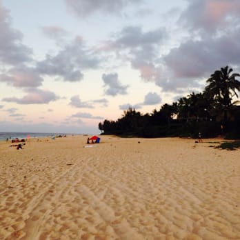 Ke Iki Beach Bungalows - I think we had 20 people total on the beach ... Perfect beach - Vacation Rentals Near Me - Haleiwa, Hawaii Ke Iki Beach Bungalows - I think we had 20 people total on the beach ... Perfect beach - Vacation Rentals Near Me - Haleiwa, Hawaii