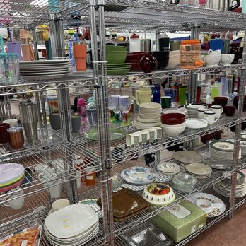 Goodwill Industries - Used, Vintage & Consignment Near Me - Saint Charles, Missouri