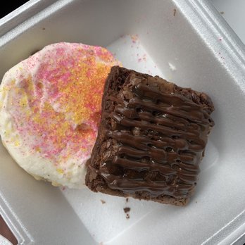 Sis' Sweets Coffee Shop - Sugar cookie and caramel brownie! - Cupcakes Near Me - Leavenworth, Kansas Sis' Sweets Coffee Shop - Sugar cookie and caramel brownie! - Cupcakes Near Me - Leavenworth, Kansas