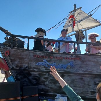 Orange Beach Mardi Gras Parade - Float Pics 2022 - Festivals Near Me Orange Beach Mardi Gras Parade - Float Pics 2022 - Festivals Near Me