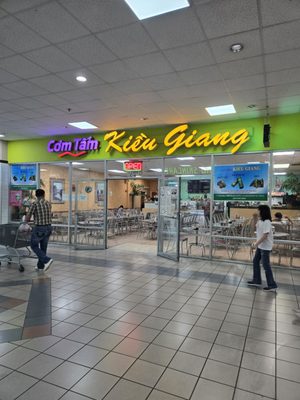 Hong Kong City Mall by null