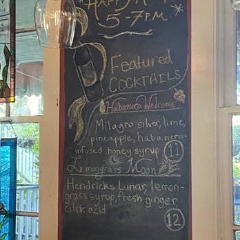 Mermaid Bar - Daily Specials - Cocktail Bars Near Me - Fernandina Beach, Florida