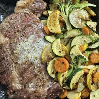 Lumberjacks Restaurant - Ribeye Railside - Breakfast & Brunch Near Me - Yuba City, California