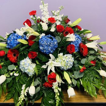1. Kenly Flower Shop