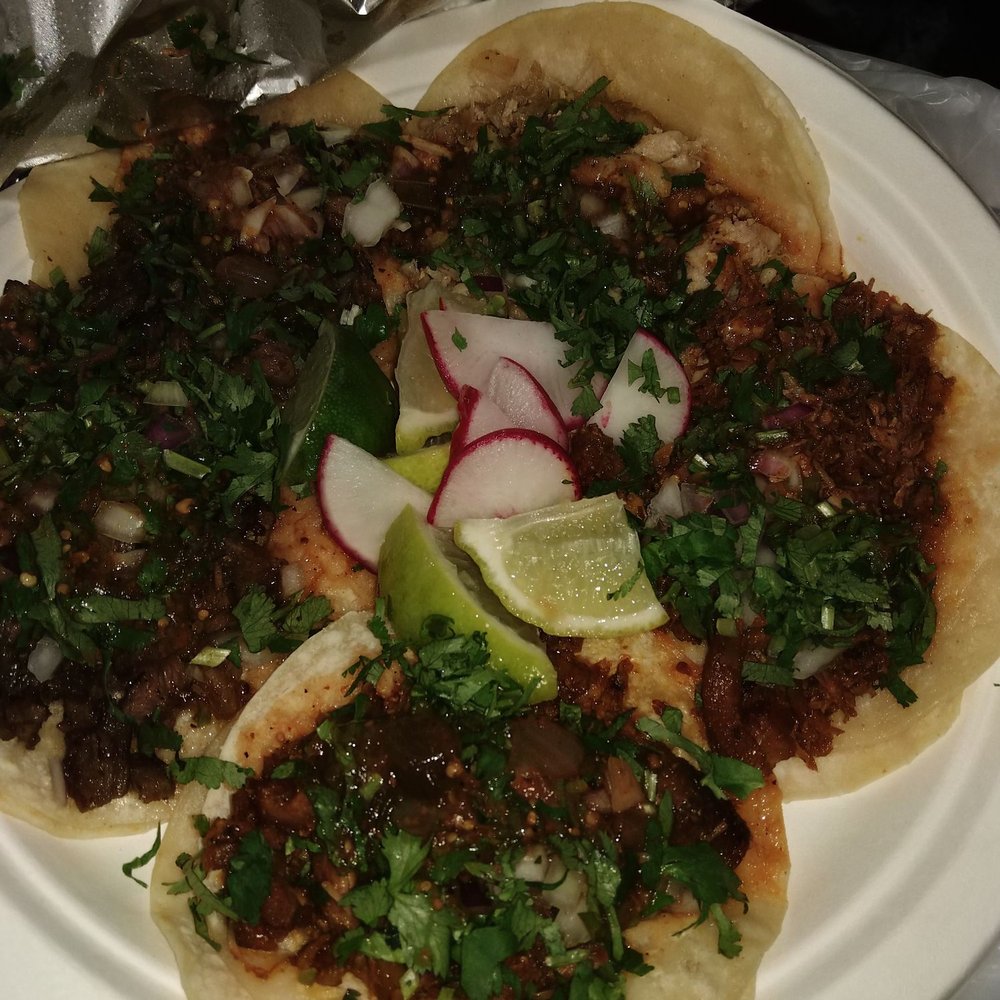 2 asada, 2 Al pastor and 2 pollo street tacos 2 asada, 2 Al pastor and 2 pollo street tacos