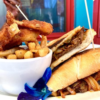 La Bodega - Chimichurri Steak Sandwich - Colombian Near Me - Richmond, Virginia La Bodega - Chimichurri Steak Sandwich - Colombian Near Me - Richmond, Virginia