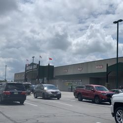Menards - Outside