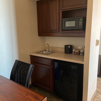 SpringHill Suites by Marriott Chicago O'Hare - Mini kitchenette - Hotels Near Me - Chicago, Illinois SpringHill Suites by Marriott Chicago O'Hare - Mini kitchenette - Hotels Near Me - Chicago, Illinois