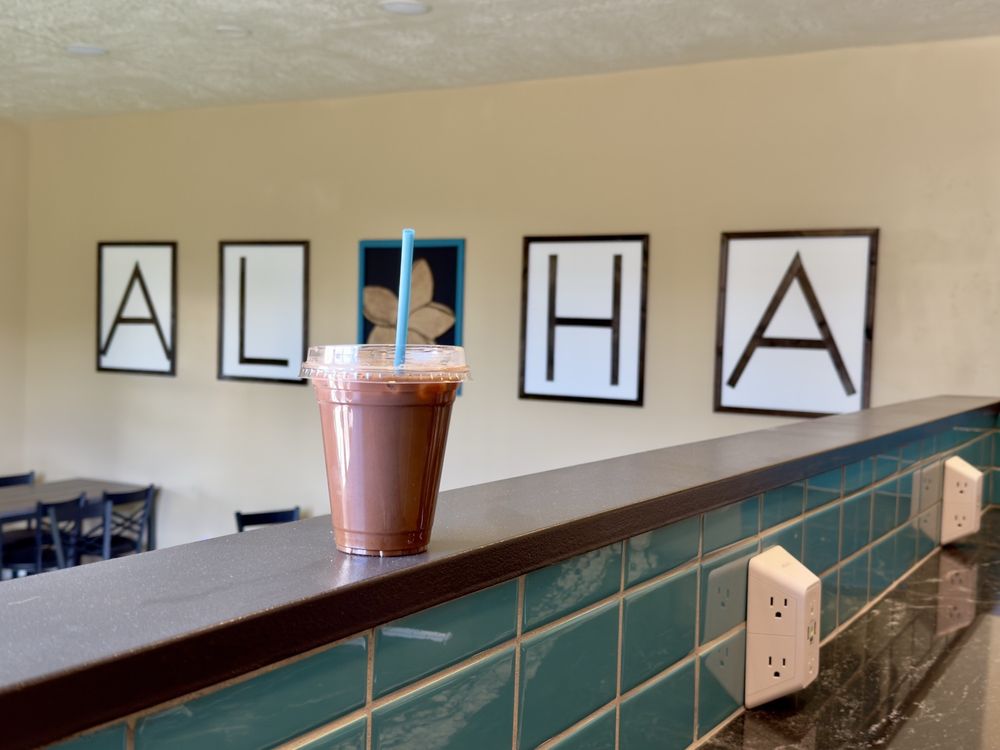 Aloha Golf and Coffee Lounge Image