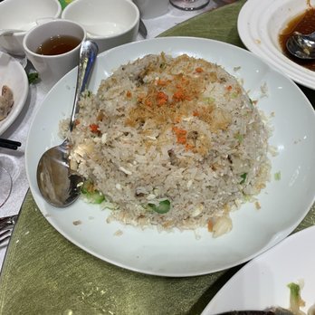Diamond Bay Restaurant - Dry and Fresh Scallops Egg White Fried Rice - Dim Sum Near Me - Seattle, Washington Diamond Bay Restaurant - Dry and Fresh Scallops Egg White Fried Rice - Dim Sum Near Me - Seattle, Washington