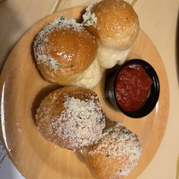 Toadstool Cafe - Garlic knots - Cafes Near Me - Universal City, California Toadstool Cafe - Garlic knots - Cafes Near Me - Universal City, California