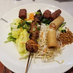 Red Basil Vietnamese Restaurant - Vermicelli with Pork Skewer and Spring Roll