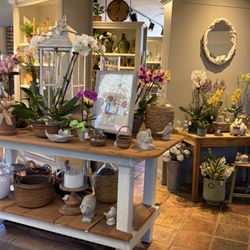 Silveria's Flowers & Gifts