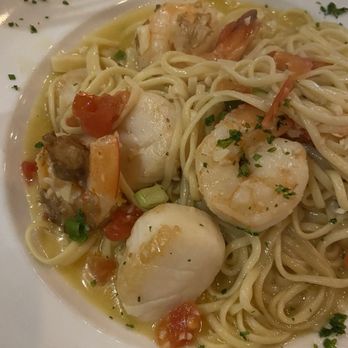 Ciao - Shrimp and sea scallops over linguine in a scampi sauce - Italian Near Me - Myrtle Beach, South Carolina Ciao - Shrimp and sea scallops over linguine in a scampi sauce - Italian Near Me - Myrtle Beach, South Carolina