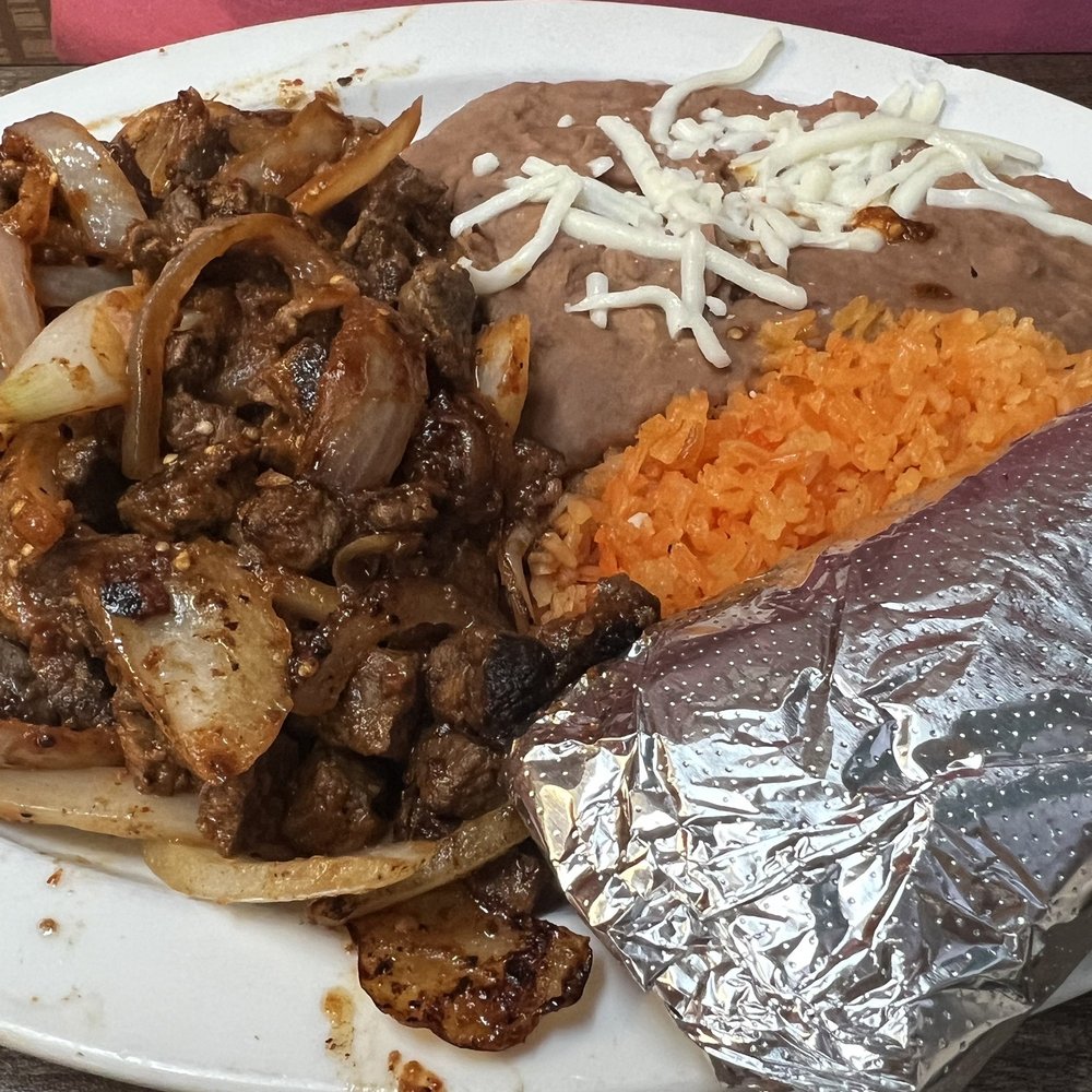 Taqueria La Tradicional - Chile Colorado - Mexican Near Me - Forest, Virginia Taqueria La Tradicional - Chile Colorado - Mexican Near Me - Forest, Virginia
