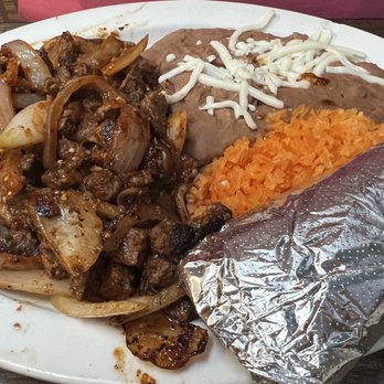 Taqueria La Tradicional - Chile Colorado - Mexican Near Me - Forest, Virginia Taqueria La Tradicional - Chile Colorado - Mexican Near Me - Forest, Virginia