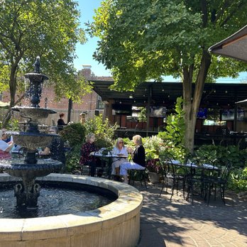 McGurk's - Pubs Near Me - Saint Louis, Missouri
