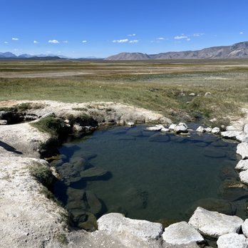 Wild Willy's Hot Spring - Knee deep hot spring - Hot Springs Near Me - Mammoth Lakes, California Wild Willy's Hot Spring - Knee deep hot spring - Hot Springs Near Me - Mammoth Lakes, California