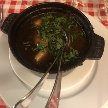 Chez Fernand - Beef bourguignon - French Near Me - Paris, 75 Chez Fernand - Beef bourguignon - French Near Me - Paris, 75