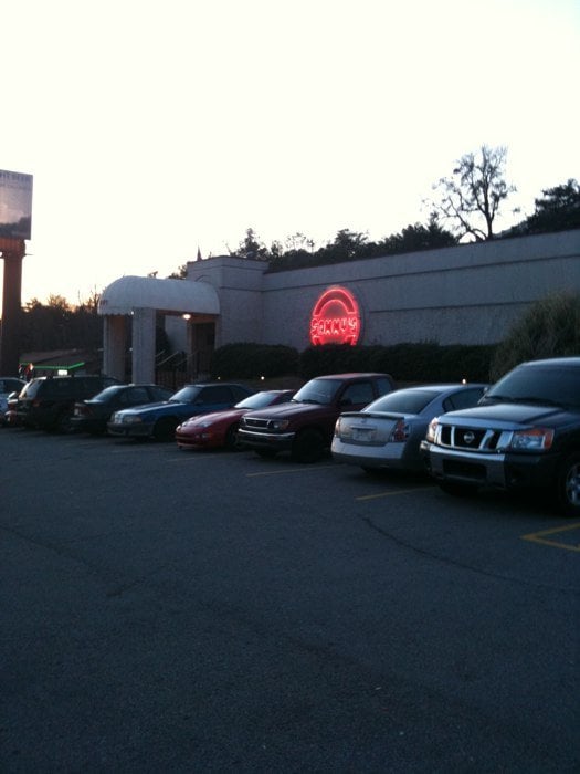 SAMMY’S ADULT ENTERTAINMENT Updated November 2024 19 Reviews 342