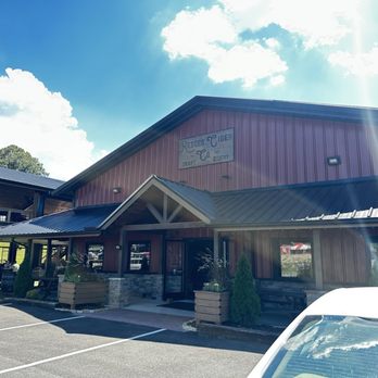 Reeces Cider - Cidery entrance - Cideries Near Me - Ellijay, Georgia Reeces Cider - Cidery entrance - Cideries Near Me - Ellijay, Georgia