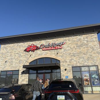 Crab House - Seafood Near Me - Cedar Rapids, Iowa Crab House - Seafood Near Me - Cedar Rapids, Iowa