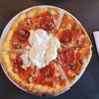 Humo Woodfire Oven Kitchen - Meats pizza with burrata - Pizza Near Me - El Paso, Texas