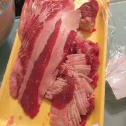 They slices up top were huge but these bottom slices are of quarter and dime sizes. How disappointing to do this to loyal customers.