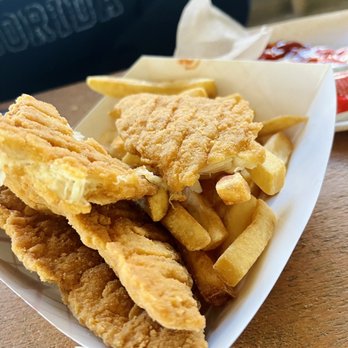 Gatorland - Tenders w/ fries - Zoos Near Me - Orlando, Florida Gatorland - Tenders w/ fries - Zoos Near Me - Orlando, Florida