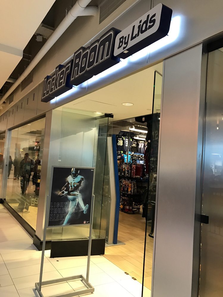 LIDS LOCKER ROOM Updated September 2024 500 Port Of New Orleans