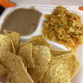 Tacos 46 - Arroz y frijoles - Mexican Near Me - Indianapolis, Indiana