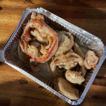 Thai Lagoon - Wtf is this Shrimp Tempura - Thai Near Me - Chicago, Illinois